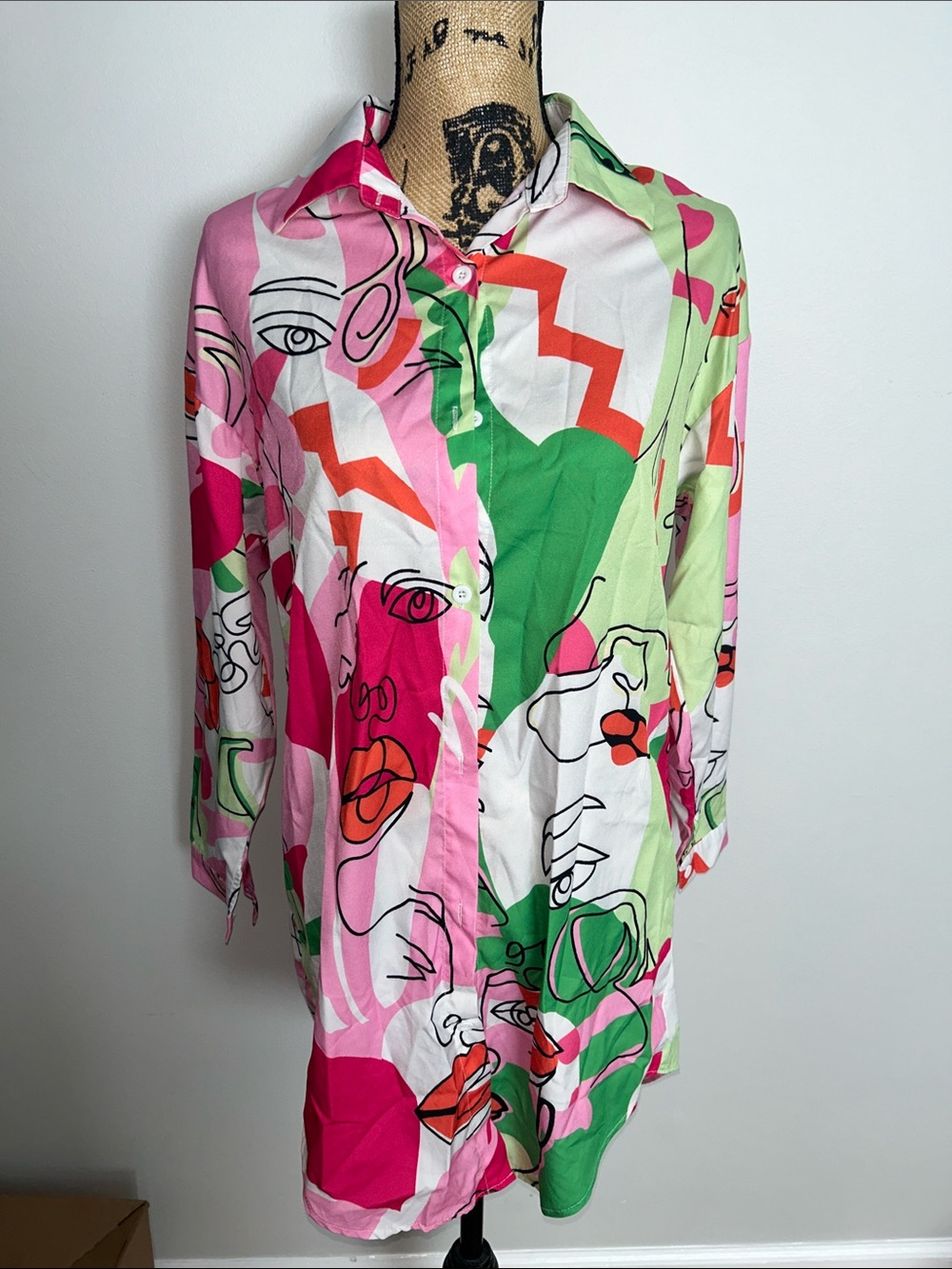 Abstract Face Print Long Sleeve Shirt - Pink & Green